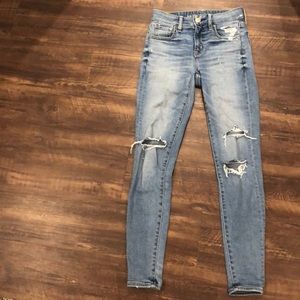 American Eagle Light Wash Ripped Jeans